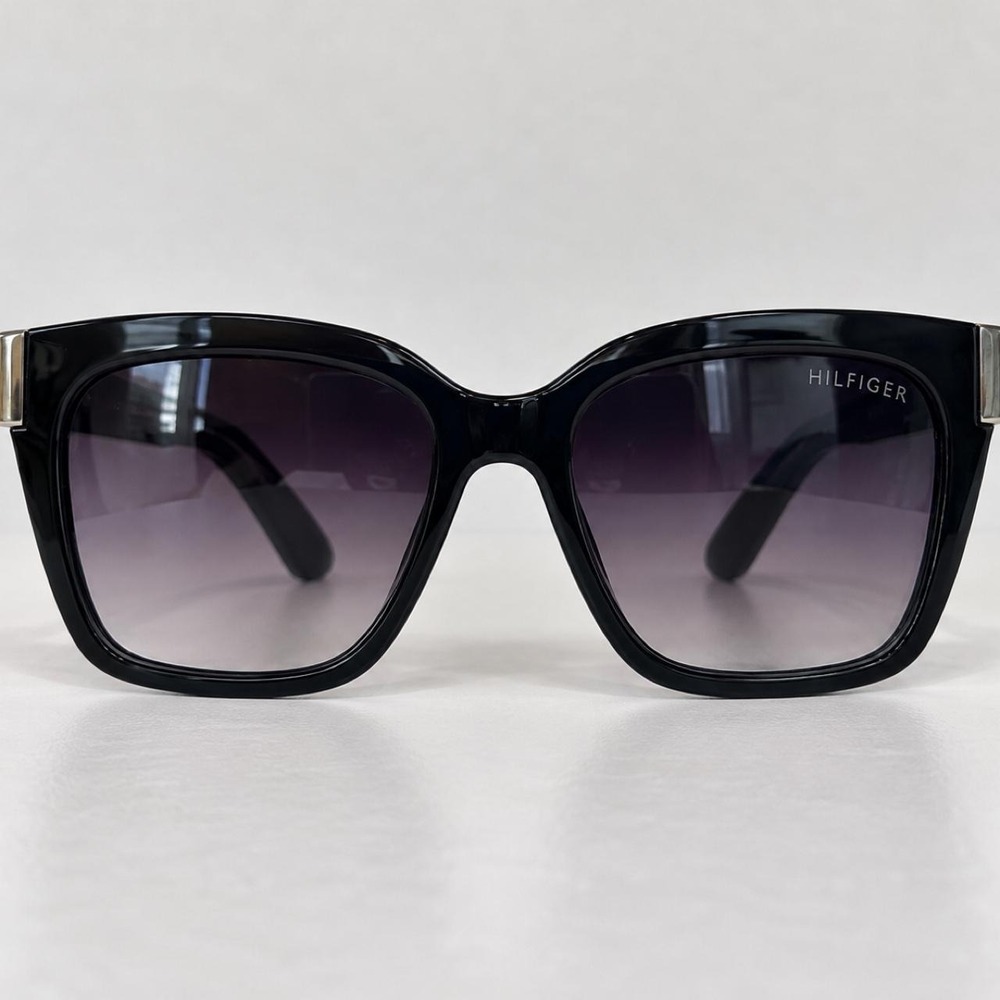 Tommy Hilfiger Oversized Black Cat-Eye Sunglasses 🖤
